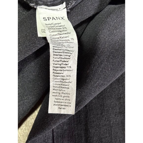 SPANX VINTAGE BLACK Wash STRAIGHT Leg pull-on Jeans #20355R-Size LARGE - Picture 11 of 11